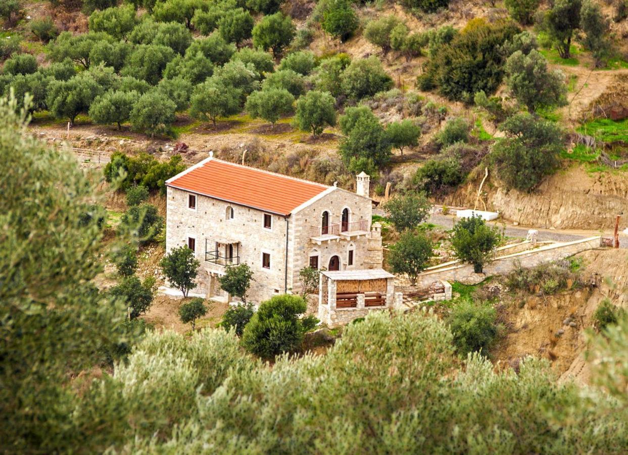 Kamihis Farm House Experience Zaros Exterior photo