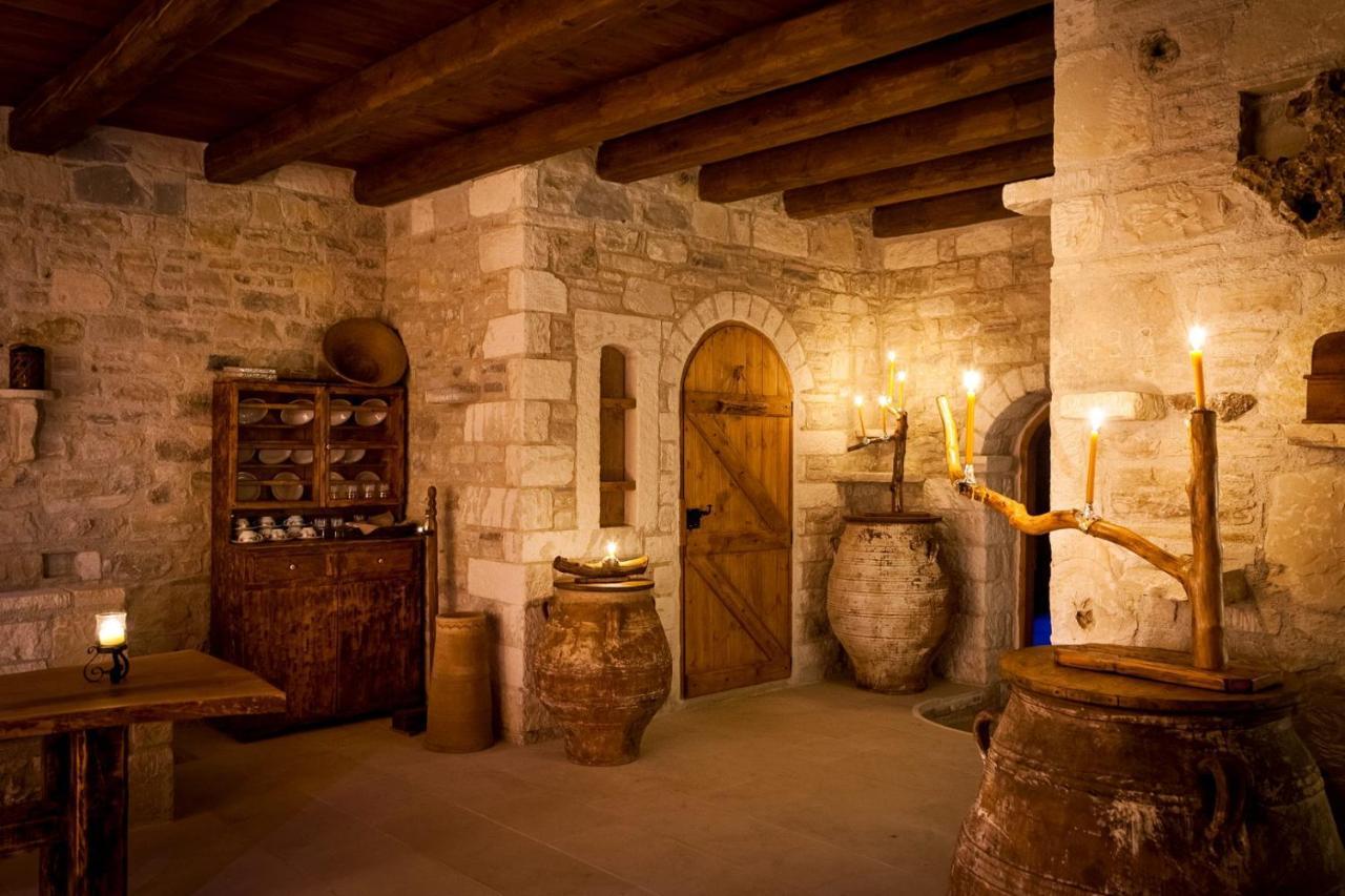 Kamihis Farm House Experience Zaros Exterior photo