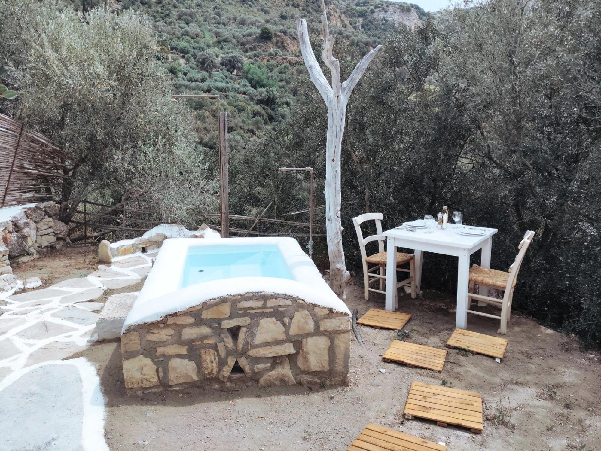 Kamihis Farm House Experience Zaros Exterior photo