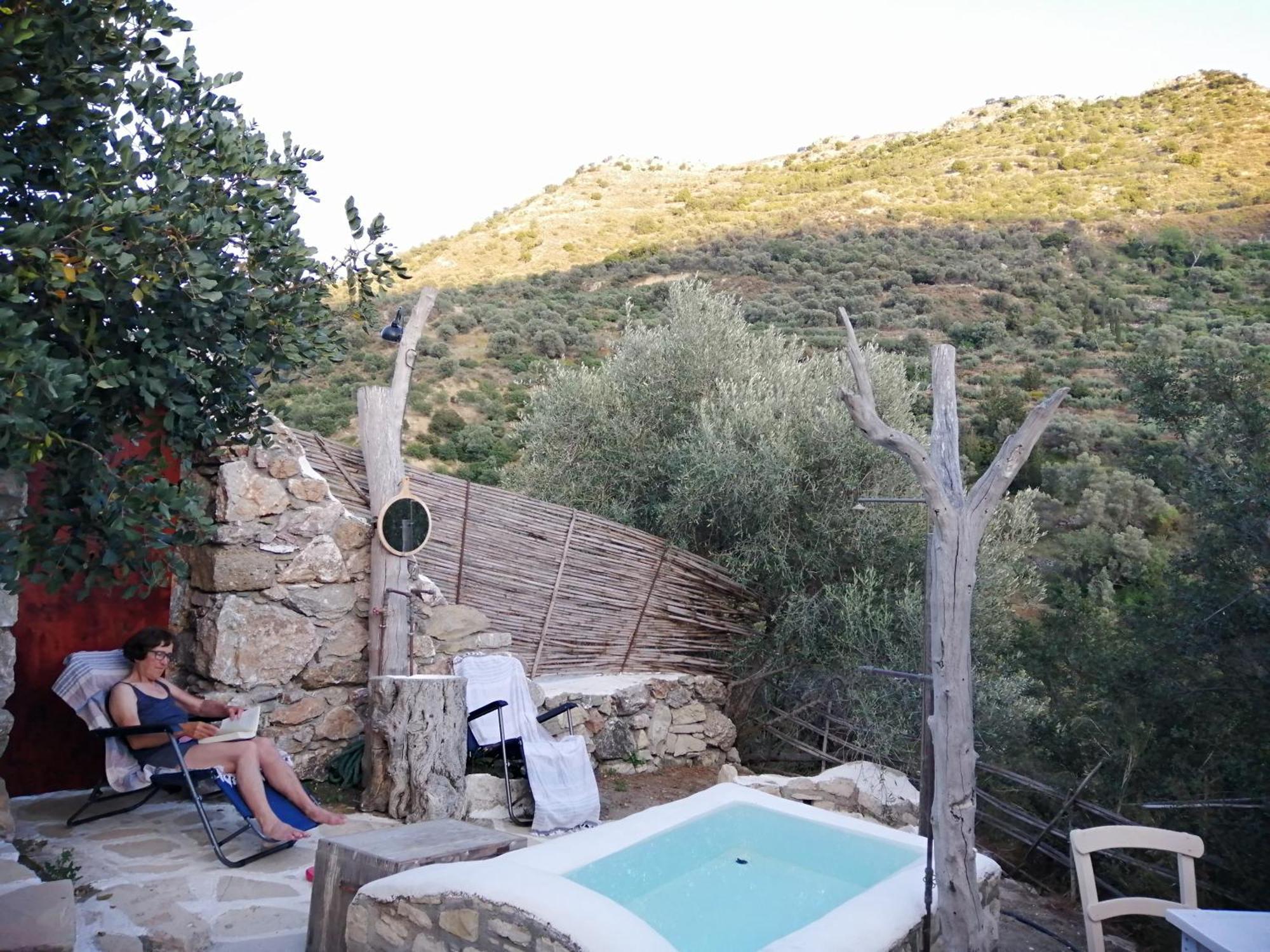 Kamihis Farm House Experience Zaros Exterior photo